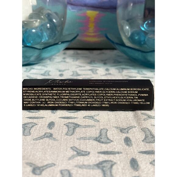 Mischo Beauty Liquid Eyeshadow in shade Mischo - Picture 2 of 6